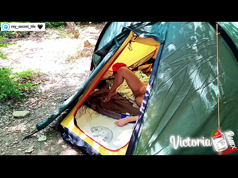 ❤️ ថតដោយកាមេរ៉ា Passionate jerk off Stranger in a tent ️❌ វីដេអូសិច នៅ km.porngifmag-com.ru